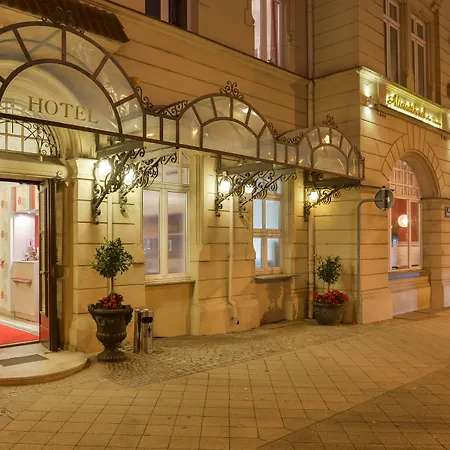 Altstadthotel Am Theater-2