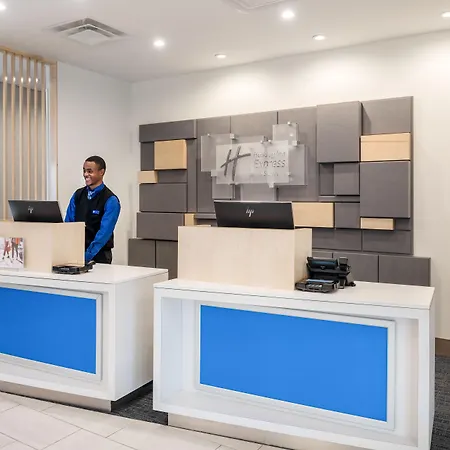 Holiday Inn Express & Suites St. Louis - Chesterfield By Ihg-3