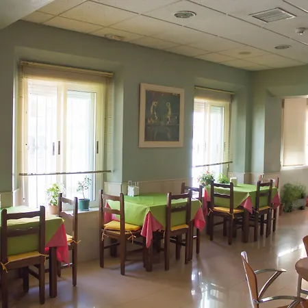 Hotel Dora-2