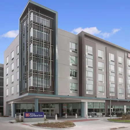 Hilton Garden Inn Omaha Aksarben Village-3