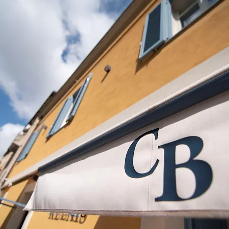 Cafe Bleu Relais-3