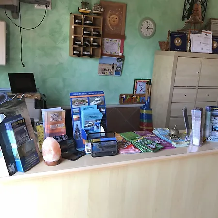 Hostal Cafeteria El Mero-3