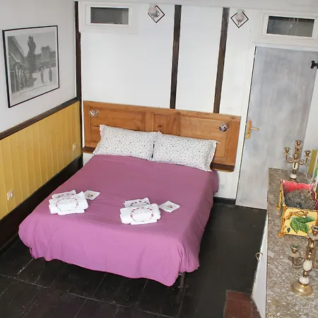 Chambres d'Hôtes L'Enclos des Jacobins-3