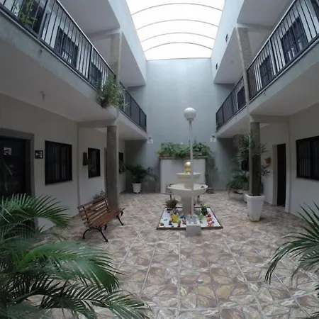 Pousada Golden House - Próxima ao Thermas no Centro de Aguas-3