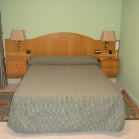 Hostal Serpol-3