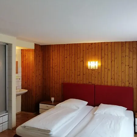 Hotel Garni Elisabeth-3