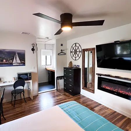 Haley Hotel-3