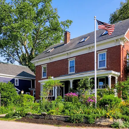 The Water Street Inn-3