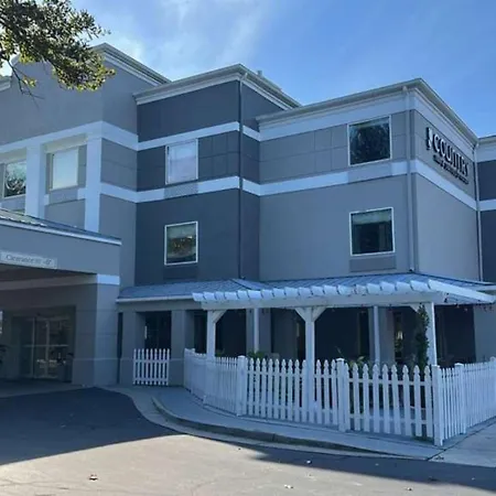 Country Inn & Suites By Radisson, Savannah Southside-3