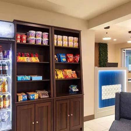 Baymont By Wyndham Dothan-3