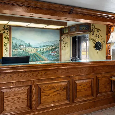 Red Lion Inn & Suites Lemoore-3