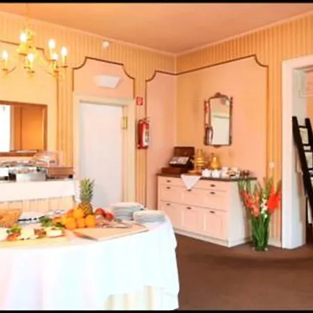 Hotel Royal-3
