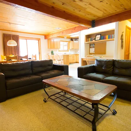 Sitzmark Sports Lodge-3