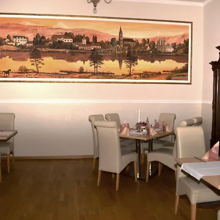 Strandhotel Buckow gut-Hotels SEE-3
