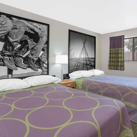 Super 8 By Wyndham Havre-3