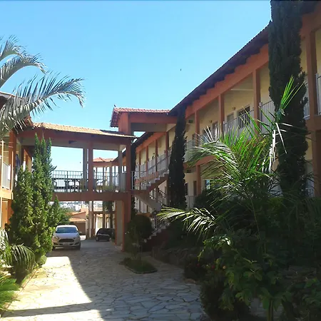 Pousada 4 Estacoes-2