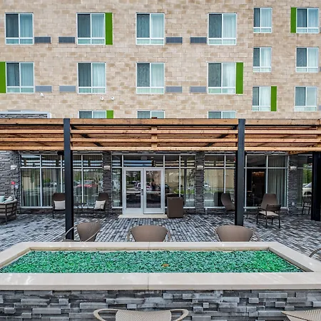 Courtyard By Marriott Toledo West-3
