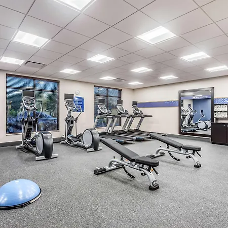 Hampton Inn & Suites Kittery-Portsmouth-2