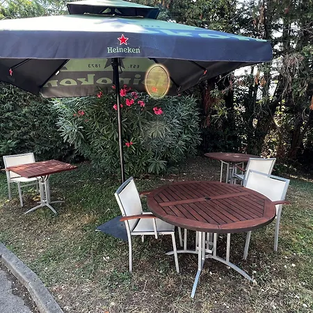 Ibis Budget Marseille Est Porte D'Aubagne-2
