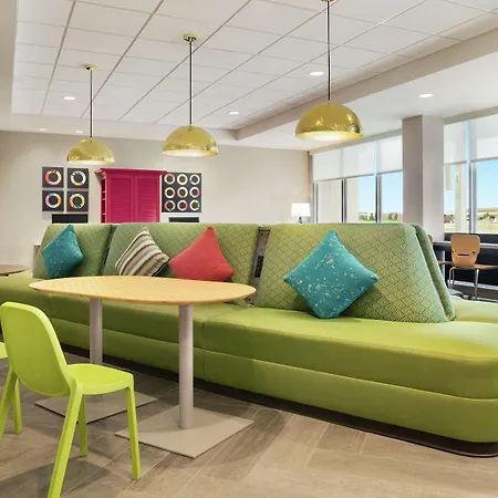 Home2 Suites By Hilton Brooklyn Park Minneapolis-3