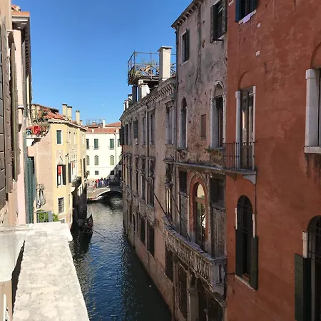 Luxury Venetian Rooms-3