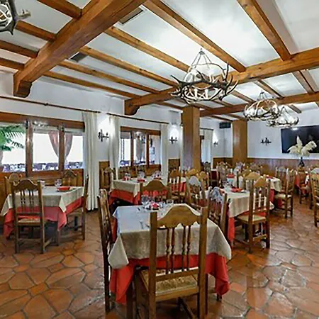 Hostal Alfonso XI-3