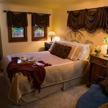 Country Inn Guesthouse-3
