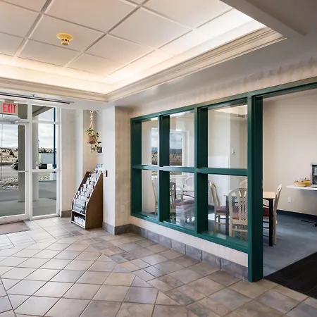 Red Lion Inn & Suites Butte-3