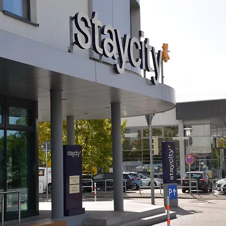 Staycity Aparthotels Heidelberg-3