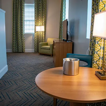 Centennial Plaza Resort Gulfport-2