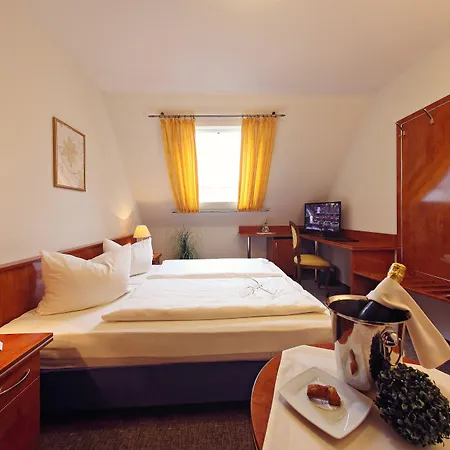Garni-Hotel Goldenes Lamm-2