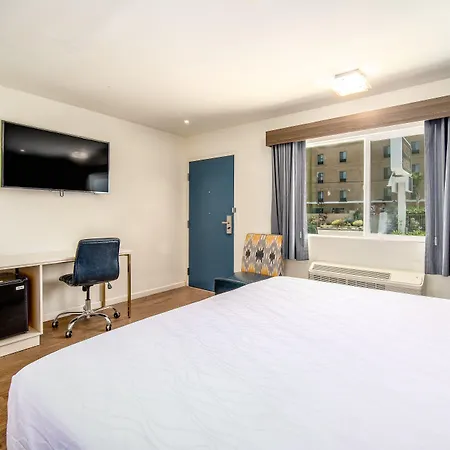 Trend Hotel At Lax Airport-2
