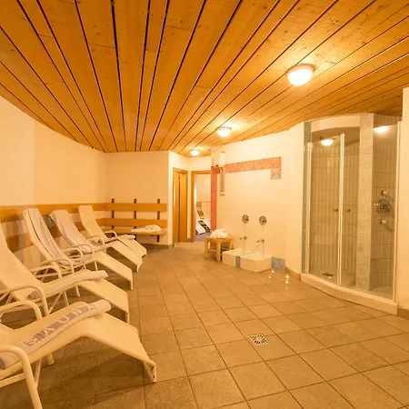 Glacier Hotel Grawand-2