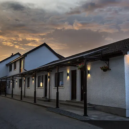 The Skye Inn-2