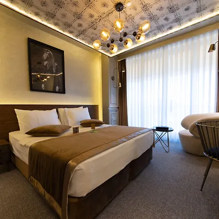 Tonight Hotel Port-3