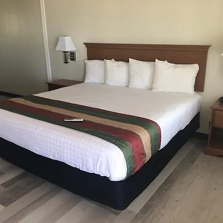 Rodeway Inn At Morro Bay-3