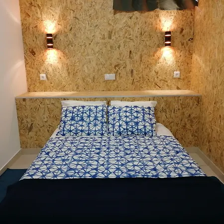 Ocean'S 7 - Lagos Guest House-3