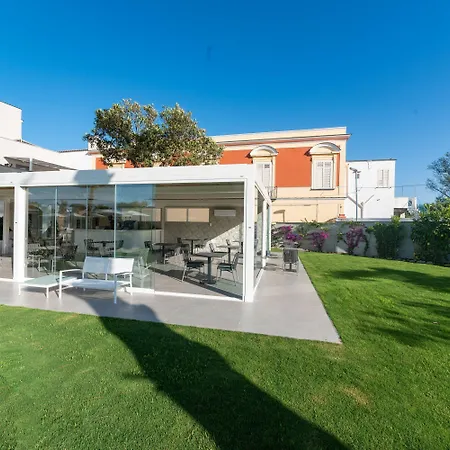 Insula Boutique Hotel-3