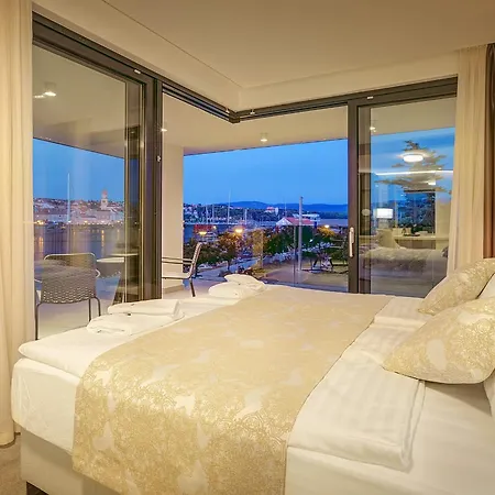 Hotel Maritime-3