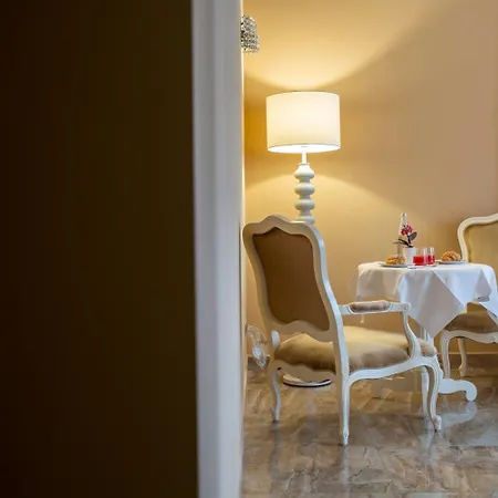 Aurum Suites-3