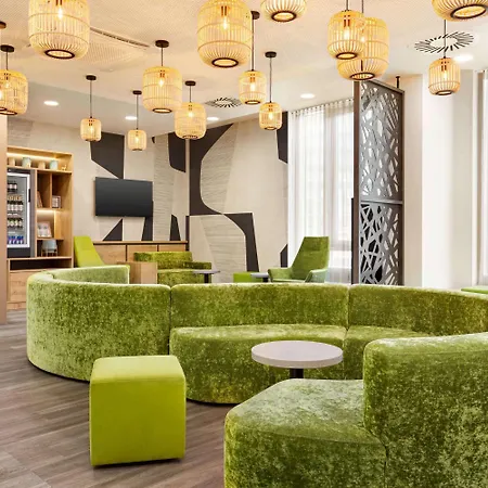 Super 8 By Wyndham Chemnitz-3