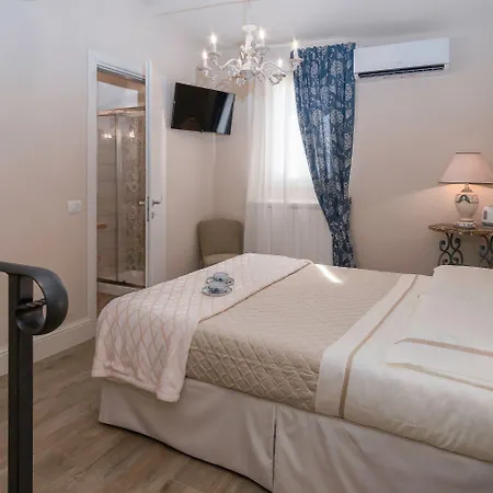 Pistoia Luxury Suite-3
