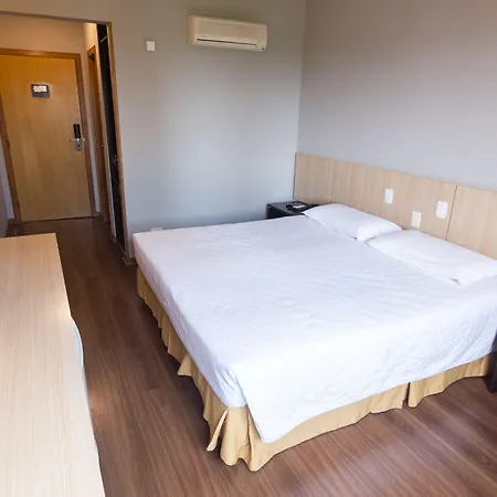 Hotel Campo Largo Express-2
