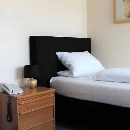 Alleehotel-Eschen-2