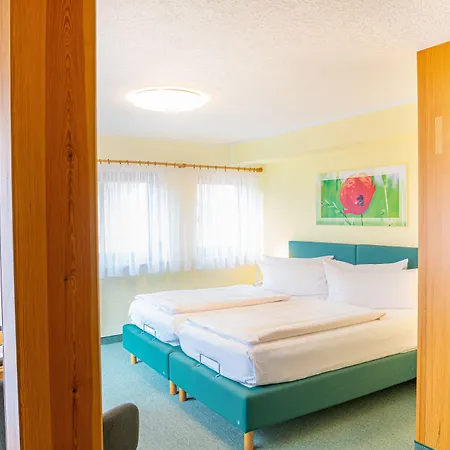 Hotel Elbpromenade-2