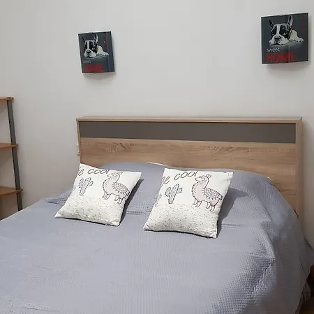 CHEZ VERO - Chambre d'hôte privée - proche Cassis Ste Baume Marseille Le Castelet Agora - parking clos --2