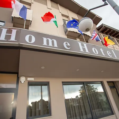 Home Hotel-3