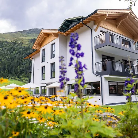 Berghotel Hochfügen-3