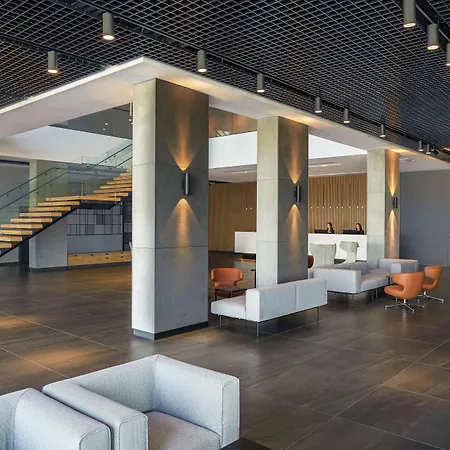 Q Hotel Plus Wroclaw Bielany-2