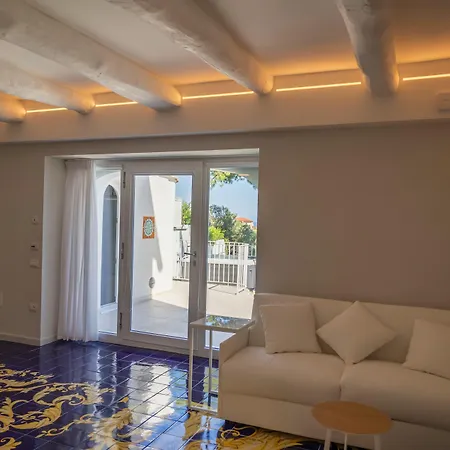 Decori Suites Amalfi Coast-3